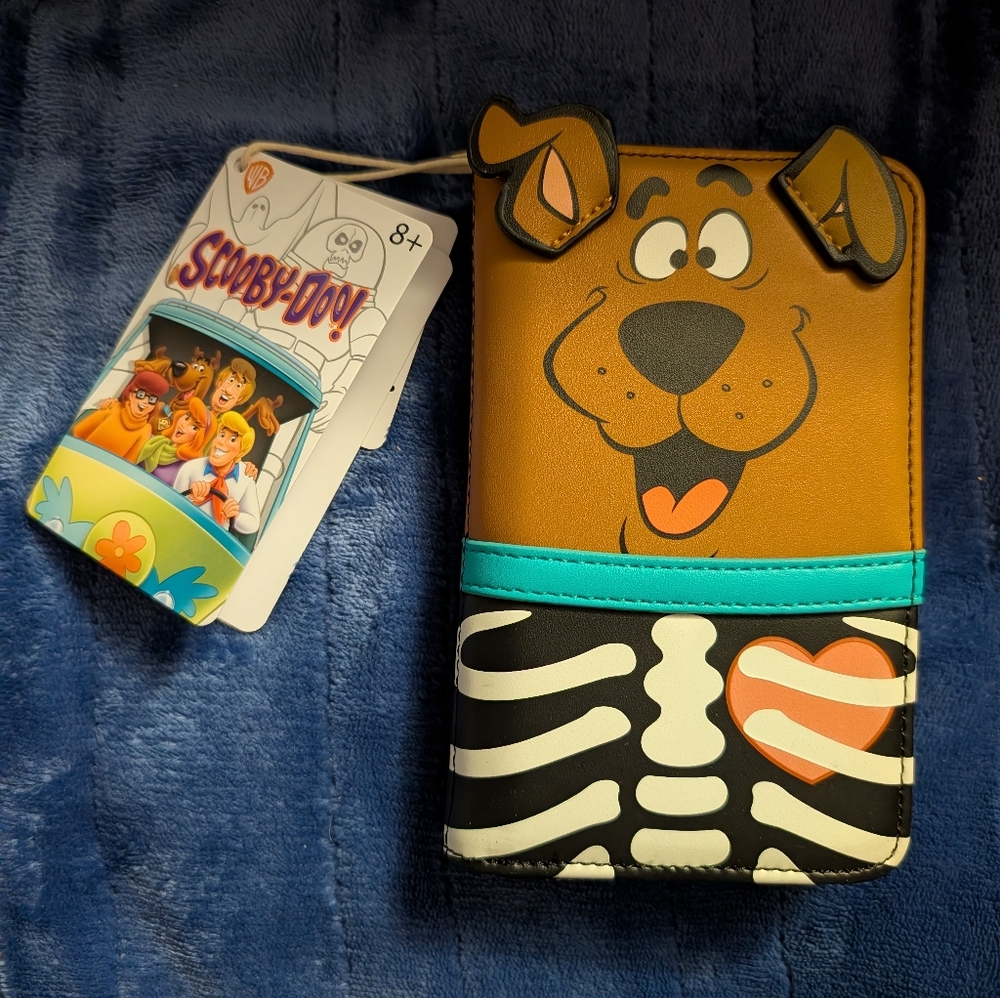 New Loungefly Scooby-Doo Skeleton Cosplay Glow Zip Around Wallet